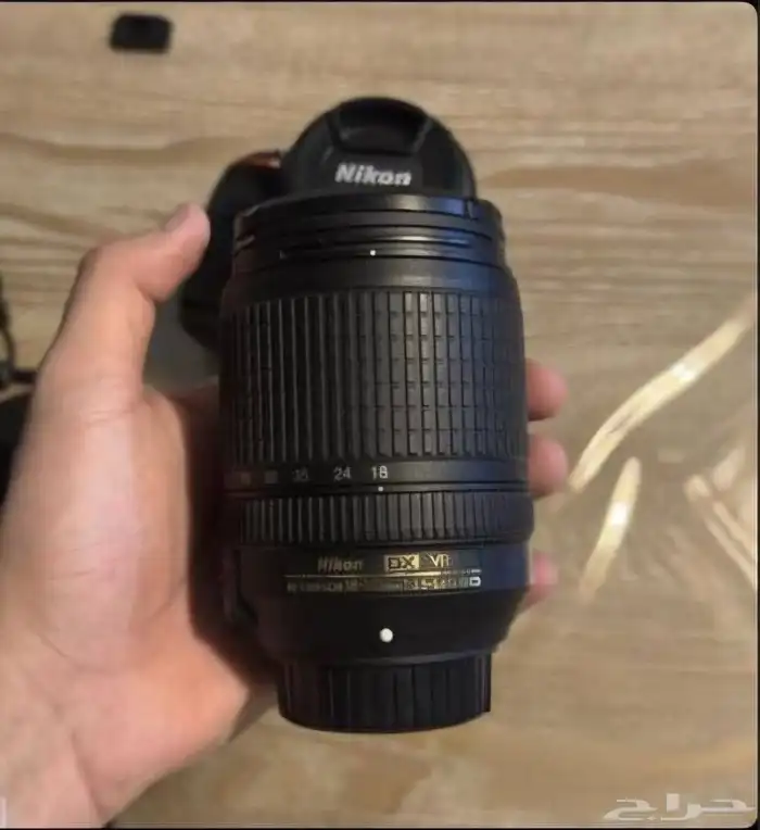 كاميرا نيكون 5300 مع عدستين 140_18 عدسة 50mm 0
