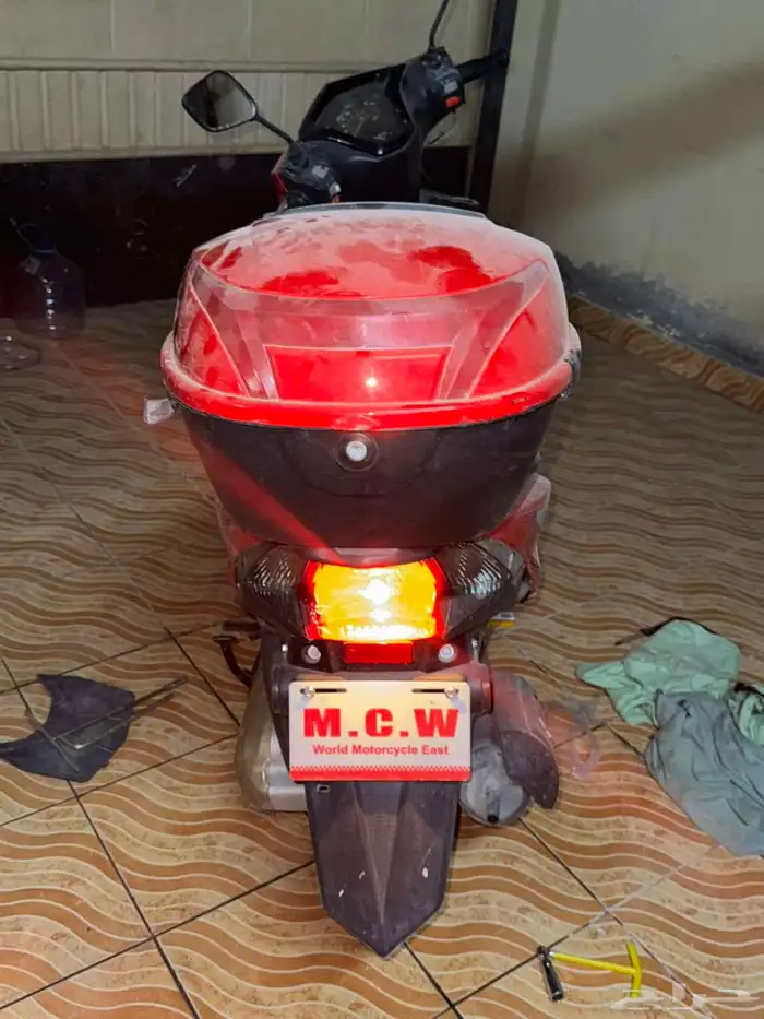 دباب MCW2023 نضيف جدا والممشى 1170 الاوراق موجوده كلها 3