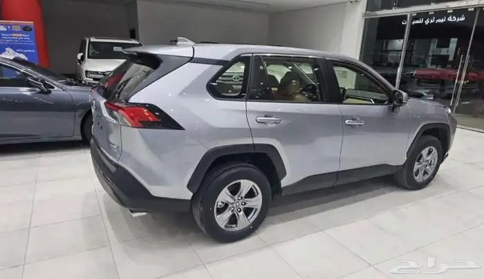 تويوتا راف فور 2025 هايبرد وبنزين جميع الفئات متوفرة 4