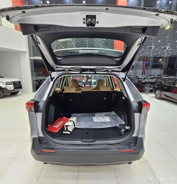 تويوتا راف فور 2025 هايبرد وبنزين جميع الفئات متوفرة 7