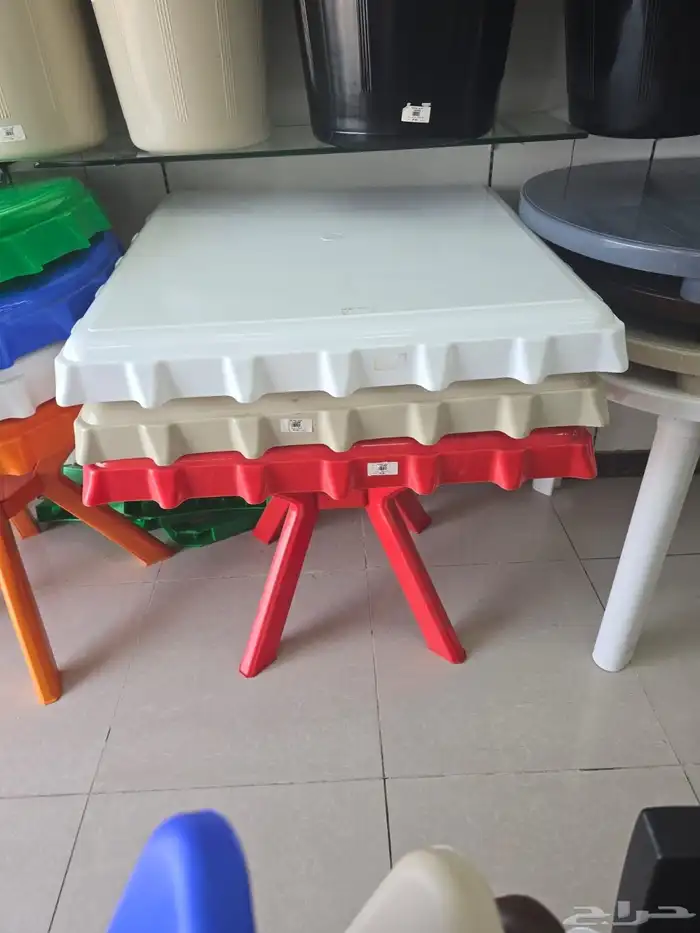كراسي وطاولات بلاستيك 7