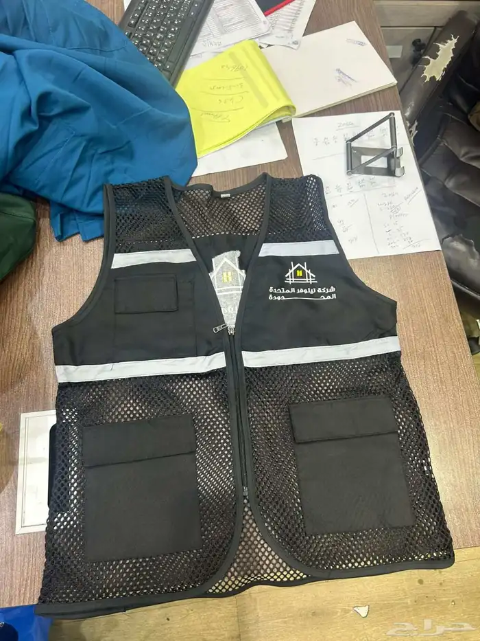 تفصيل وطباعة وتطريز الزي الموحد 3