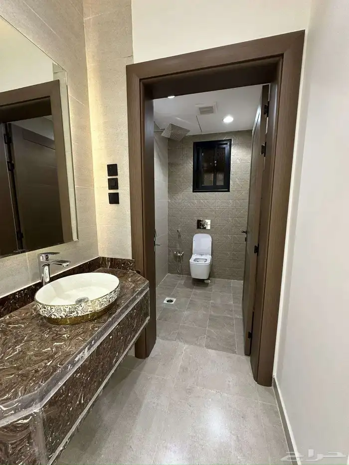 للبيع بحي الضيافه شقق علويه ب 520 الف تشطيب vip 12