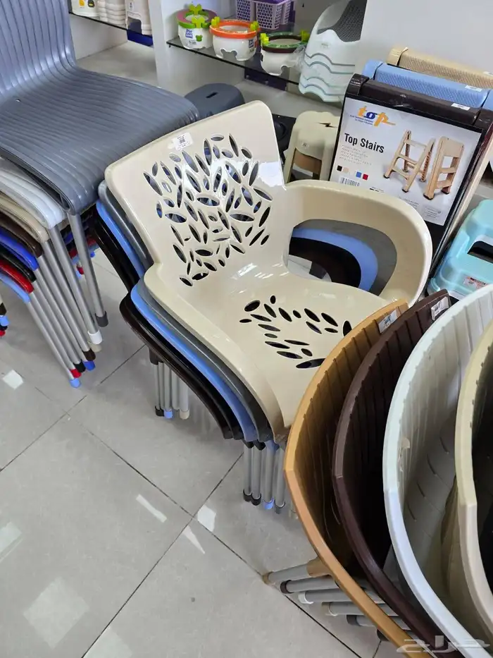 كراسي وطاولات بلاستيك 14