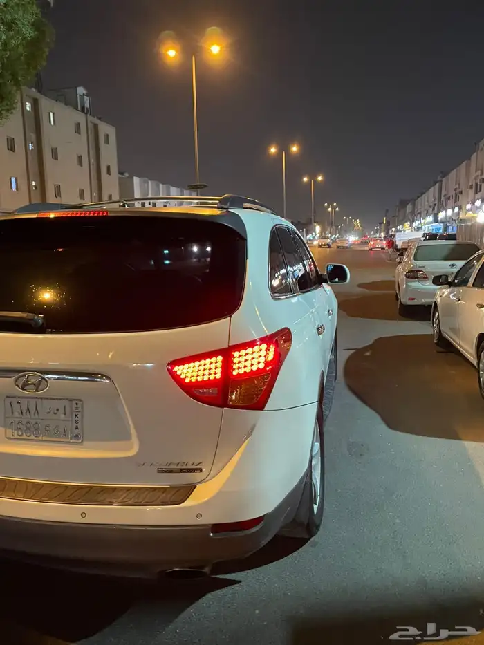 جيب هيونداي 3 صفوف 6سلندر للبيع 1