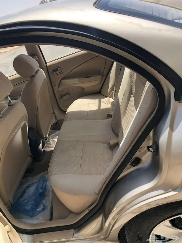 نيسان صني 2011 12