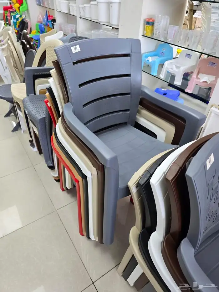 كراسي وطاولات بلاستيك 6