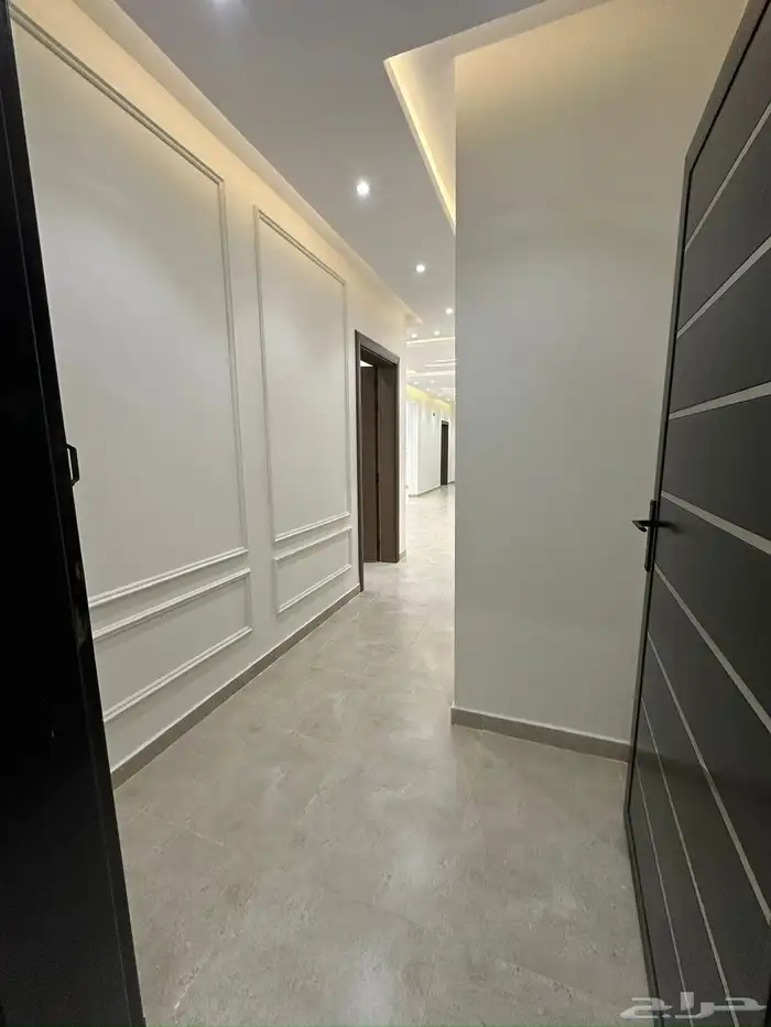 للبيع بحي الضيافه شقق علويه ب 520 الف تشطيب vip 8