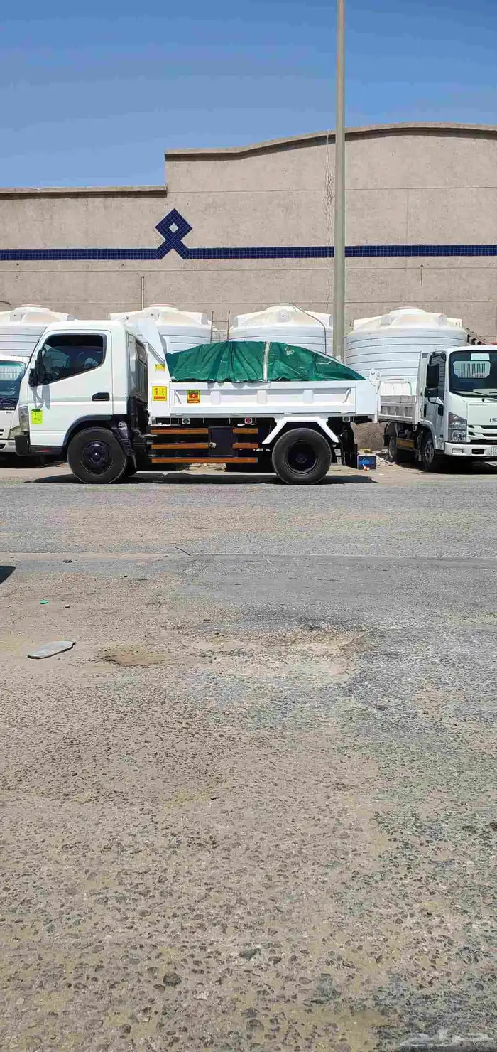 قلاب رمل مواد بناء اسمنت 0