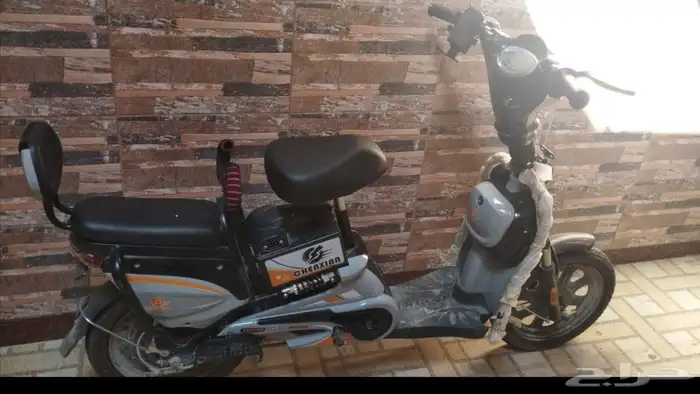 للبيع سكوتر علا 700ريال 0