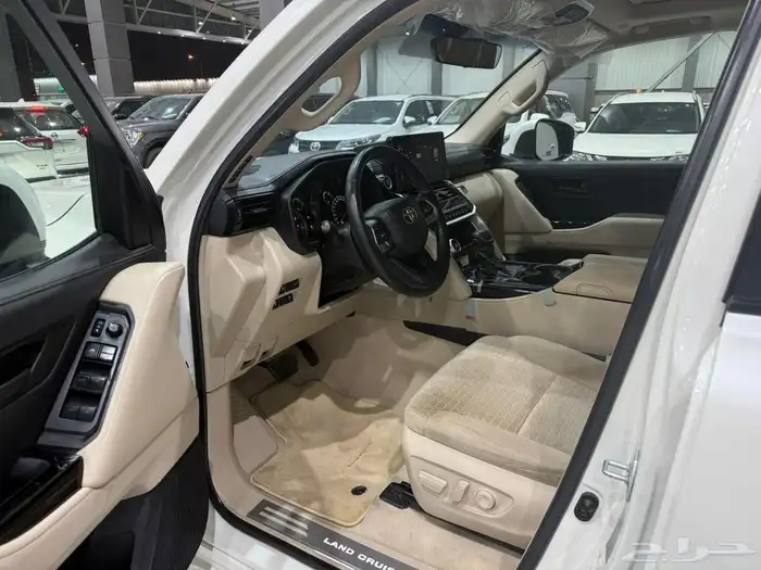 تويوتا لاندكروزر 2023 7