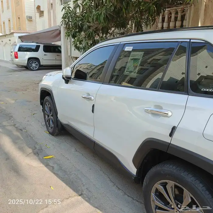 تويوتا راف فور بنزين 2024 XLE 8