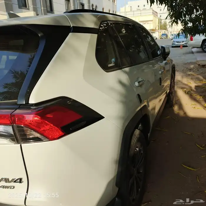 تويوتا راف فور بنزين 2024 XLE 7