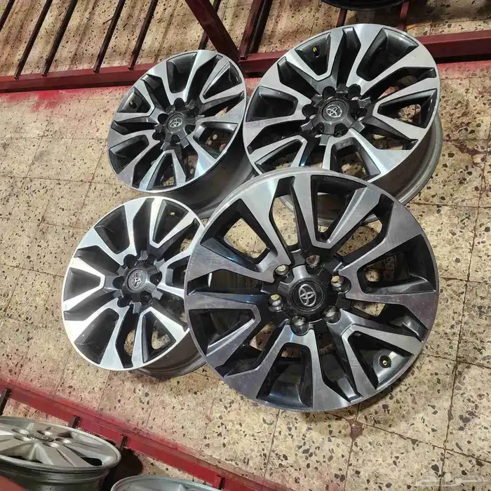 جنوط برادو 2023فل كامل مقاس 19 اصلي وكاله 0