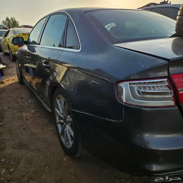 اودي اي 4 قطع غيار مستخدم 1