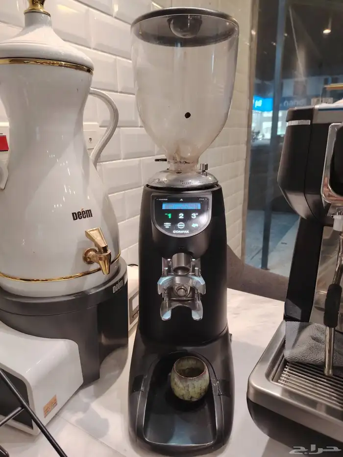 مقهى للتقبيل بما فيه 11