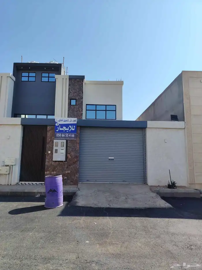 للإيجار شقه أرضى وأخرى علوي جديده بالخزامى حائل 0