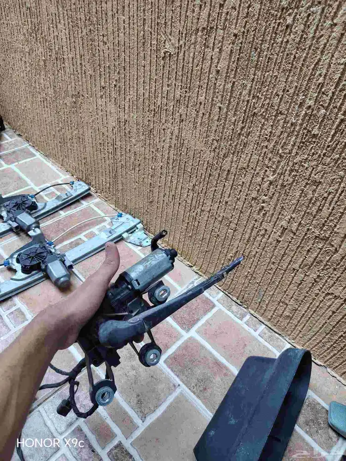 قطع غيار فورد فيجو 10