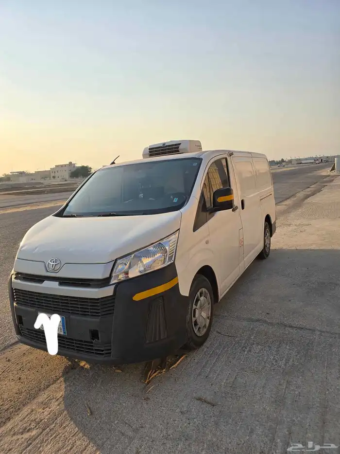 تويوتا هايس ثلاجه بنزين موديل 2020 2