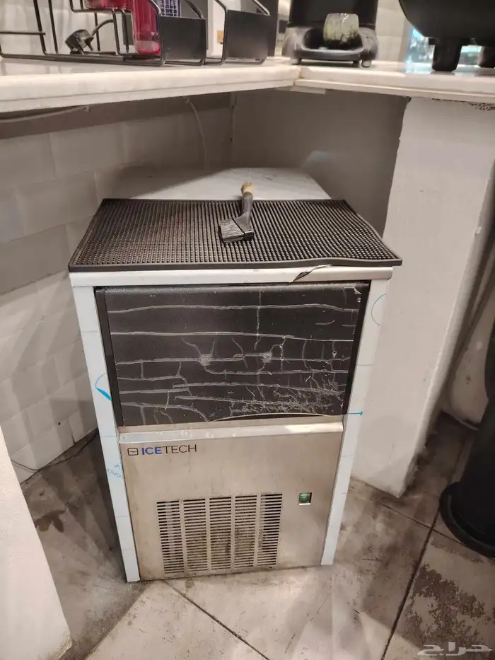 مقهى للتقبيل بما فيه 9