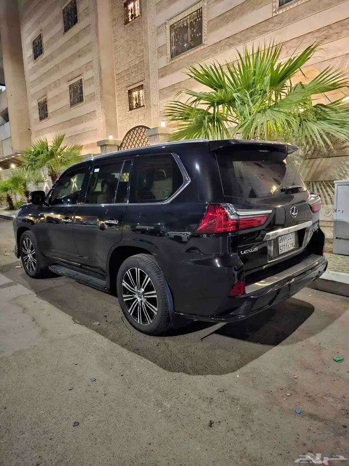 للبيع لكزس 2021 السعر 325 3
