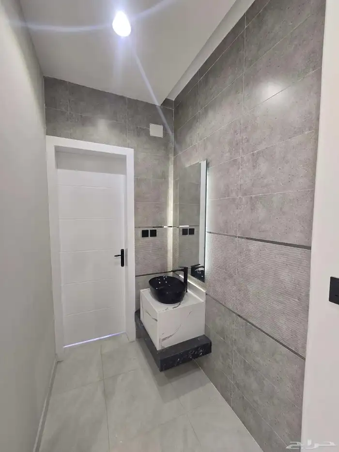 للبيع شقق علويه مصعد جاهز وسطح خاص من داخل الشقه 520 الف 5