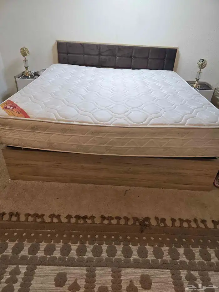 مرتبه نفرين نظيفه سوبر جامبو للبيع المستعجل 300ريال 0