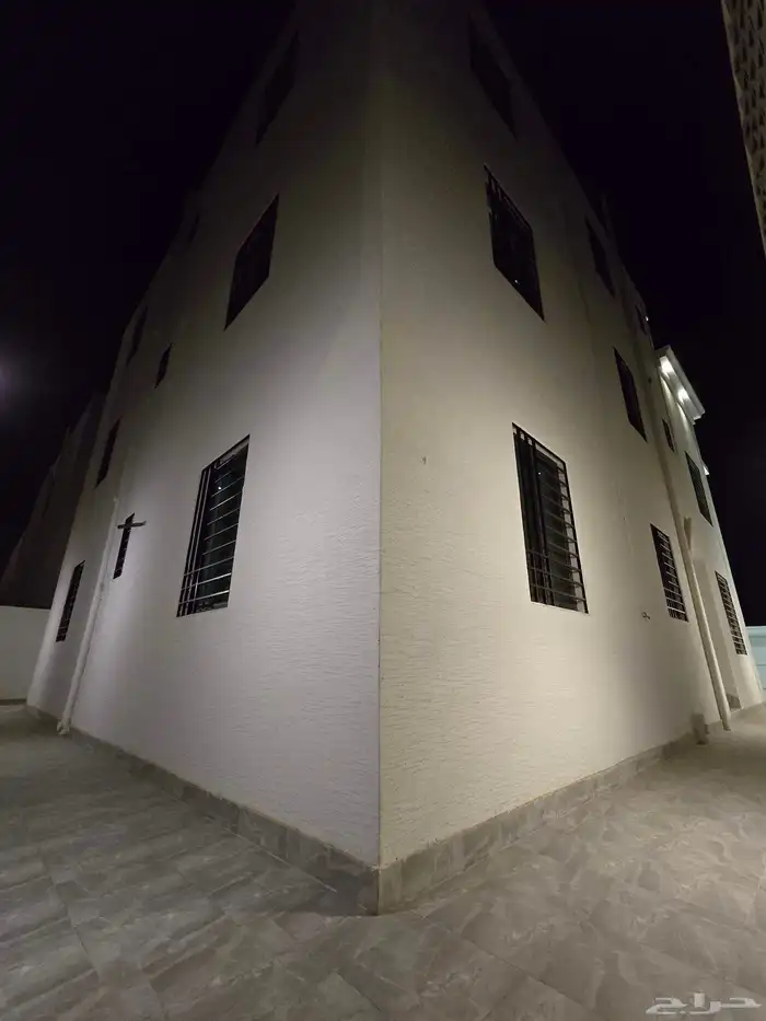 فلة مستقلة VIP للبيع .. درة الخميس .. حي القافلة 7