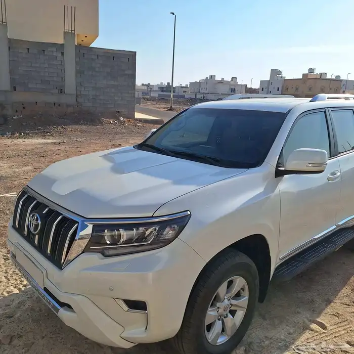 جيب برادو 2023 فل كامل 1