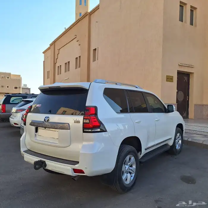 جيب برادو 2023 فل كامل 4