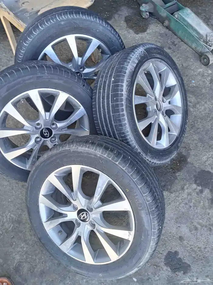 جنوط كروم اكسنت ويارس جنوط مع كفرات مقاس16 55 205 4