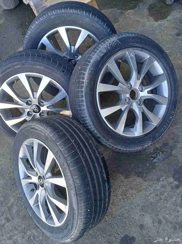 جنوط كروم اكسنت ويارس جنوط مع كفرات مقاس16 55 205 5