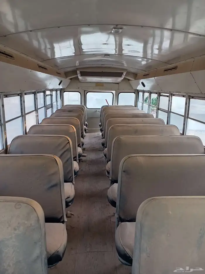 للبيع باص جميحي مسقط البيع تشليح الموديل 89 اسوم 8 ونطل 1
