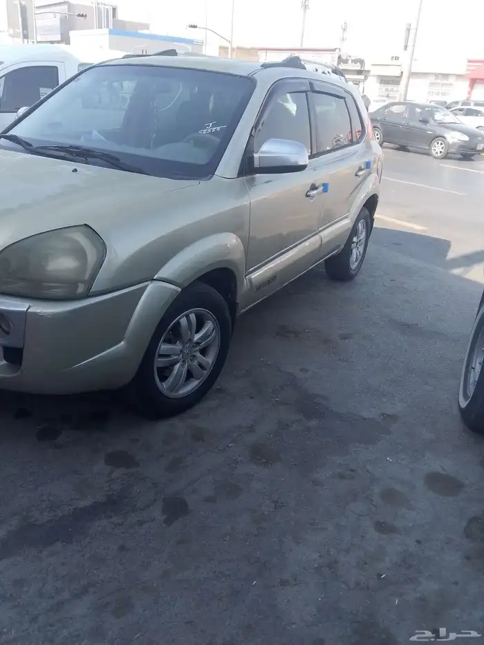 للبيع سياره توسان موديل 2008 6