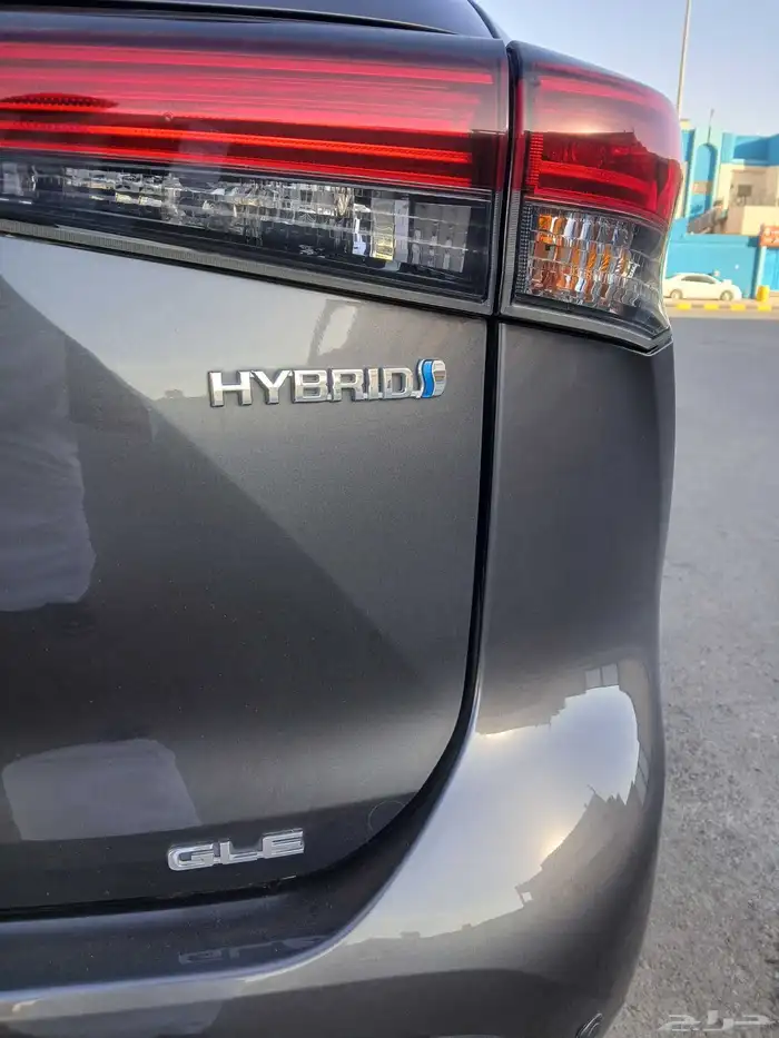 تويوتا هايلاندر 2023 هايبرد 5