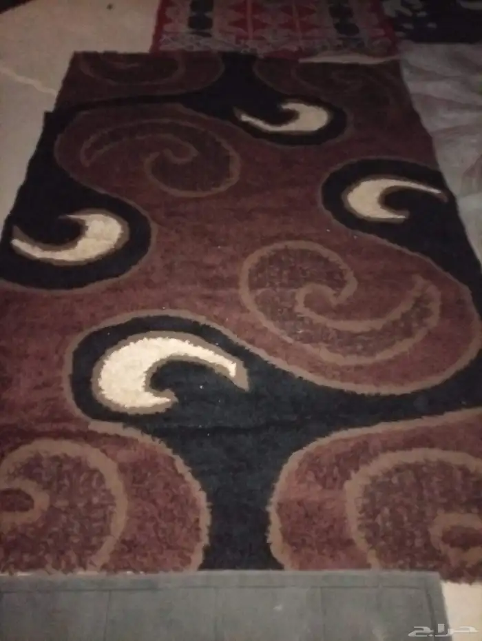 سجاد باسعار مناسبة و اثاث متنوع 1