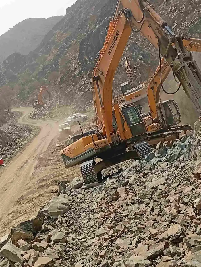 سائق بوكلين 8