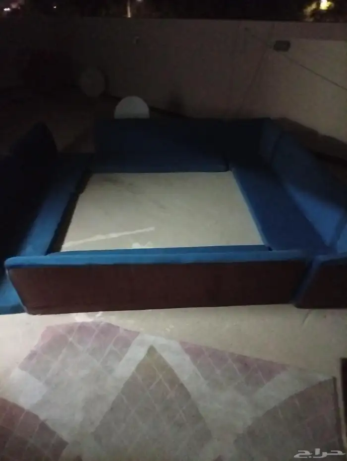 سجاد باسعار مناسبة و اثاث متنوع 6