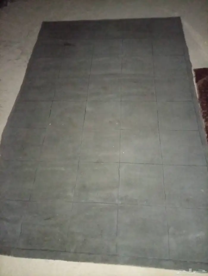 سجاد باسعار مناسبة و اثاث متنوع 8