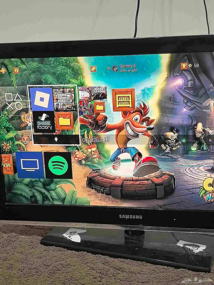 سوني فور بجميع ملحقاتها سوني نظيف مره الحد 600 ريال 1