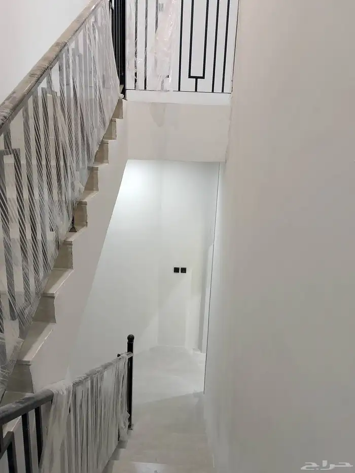 للبيع شقق دوبلكس بالدمام حي بدر جديده 760 الف 6 غرف وصاله 12