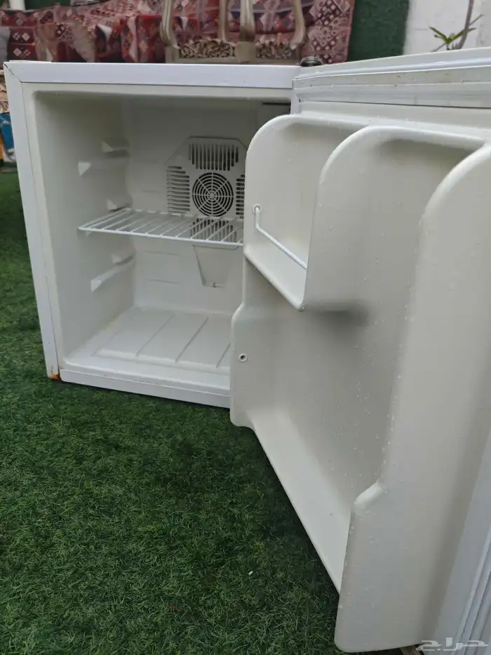 ثلاجة ادويه أو ميكب فقط 0