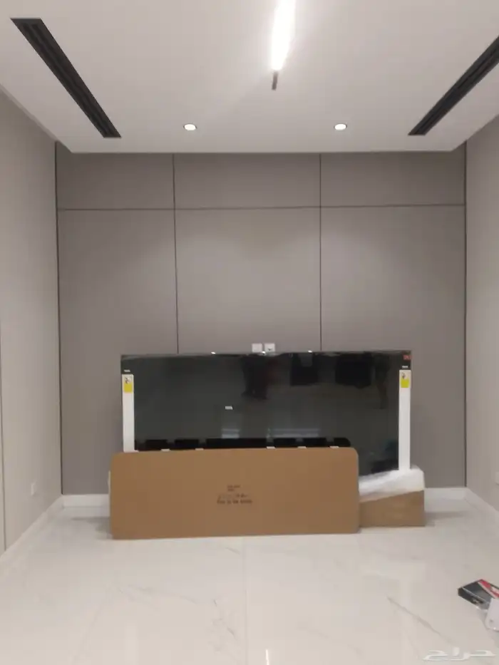 معلم دهانات وورق الحائط فني ديكورات 0