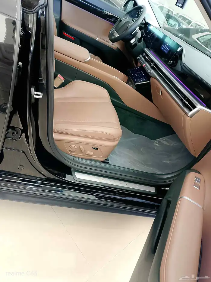 ازيرا 2023 بنزين وارد كوريا بريميوم 9