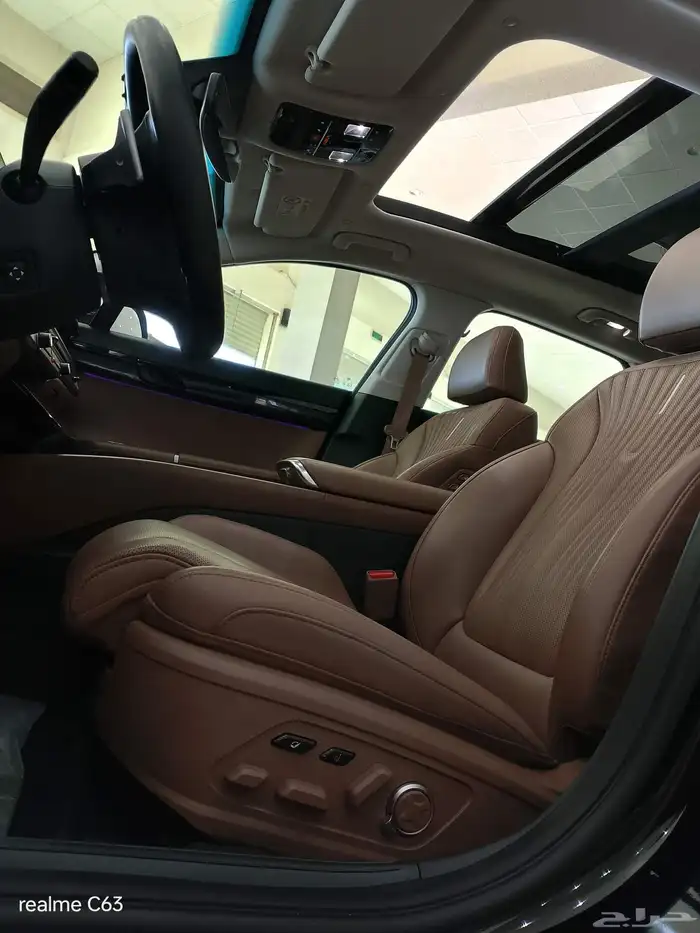 ازيرا 2023 بنزين وارد كوريا بريميوم 7