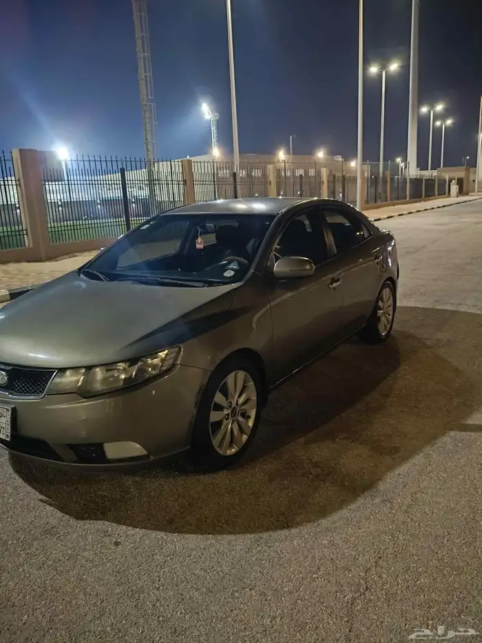 كيا سيراتو 2012 0