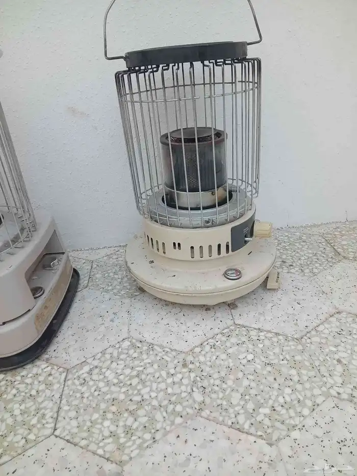 للبيع3 دفايات قاز وحده محتاجات صيانه فتيله بس 3