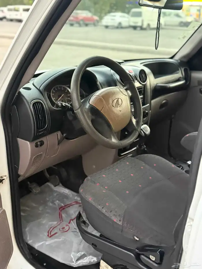 ماهيندرا 2016 9