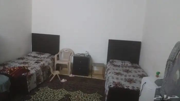 مجموع ال اغراض غرفت النوم 4سريرنفرواحد ثلاجه 3غرفه فرش 8