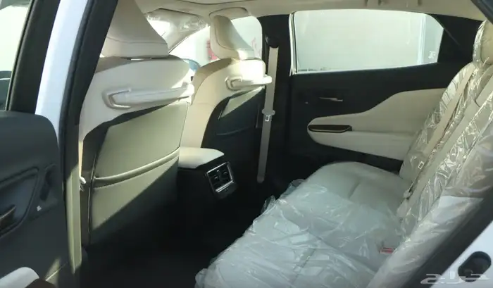 كراون ماجيستا موديل 2025 اصفار سعودي كاش واقساط جميع البنوك 5